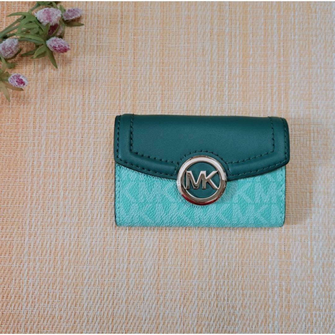 MICHAEL KORS/マイケルコース】キーケース✳︎ シーフォーム マルチ MICHAEL KORS/マイケルコース】キーケース✳︎ シーフォーム マルチ