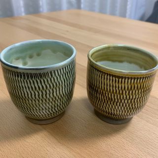 新品未使用　小鹿田焼（おんたやき）　湯呑み　飛びかんな　2個　茶器(グラス/カップ)