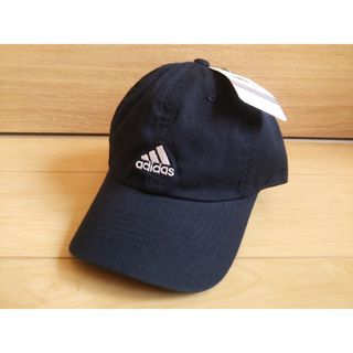 アディダス(adidas)の新品adidasキャップ*帽子ネイビー色*未使用アディダス*送料無料レディース(キャップ)