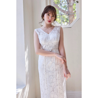 waltz Floral Lace Belted Dress herlipto(ロングワンピース/マキシワンピース)