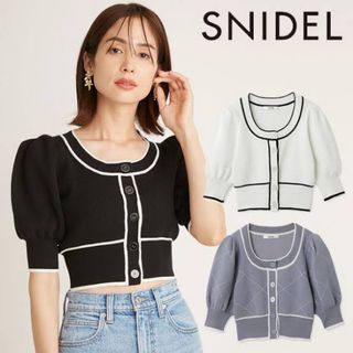 SNIDEL - SNIDEL 23春夏 バイカラークロップドニットプルオーバー トップス