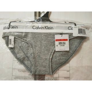 Calvin Klein　XSサイズ 　ショーツ