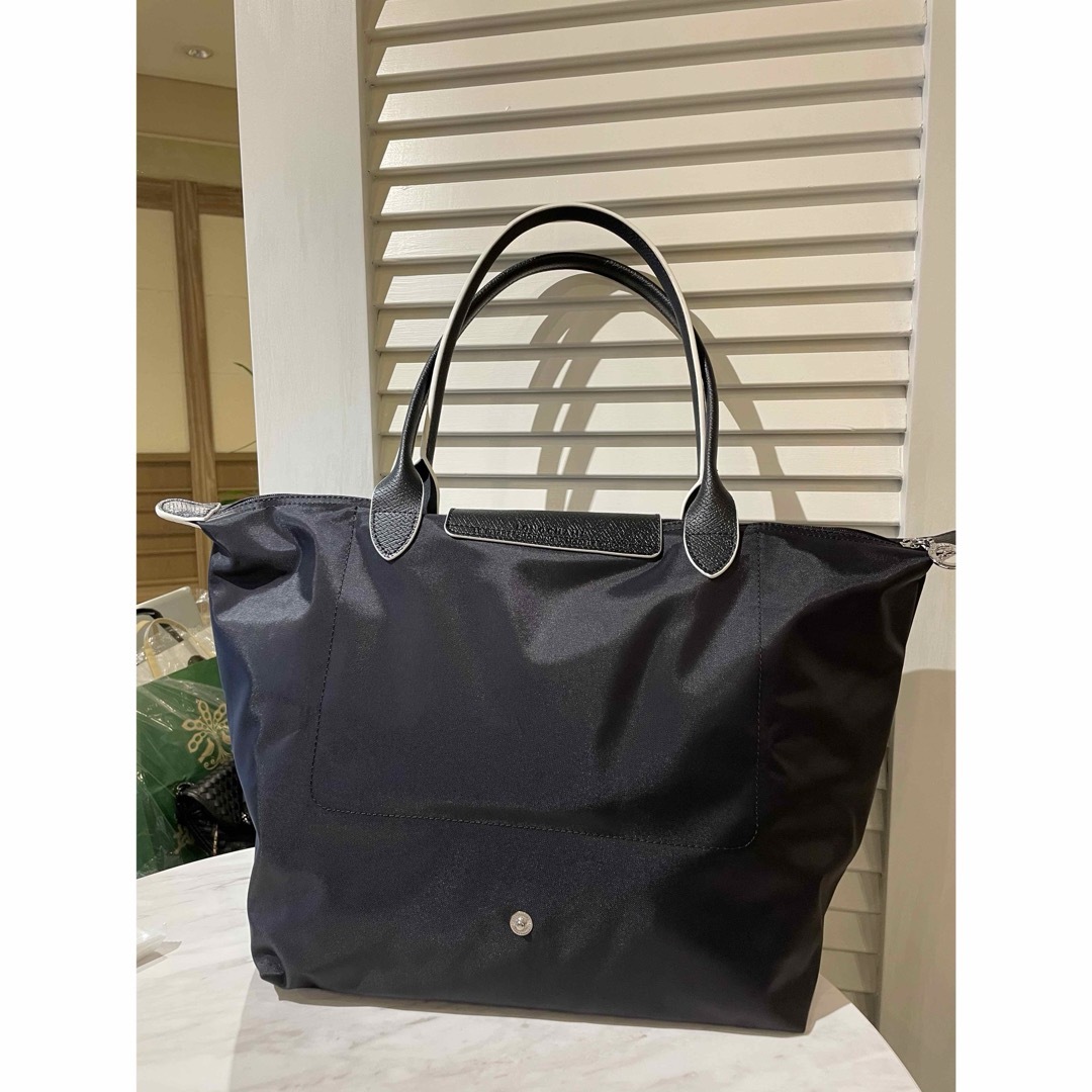 LONGCHAMP(ロンシャン)のロンシャン トートバッグ  ブラックL肩掛けバッグ LONGCHAMP レディースのバッグ(トートバッグ)の商品写真