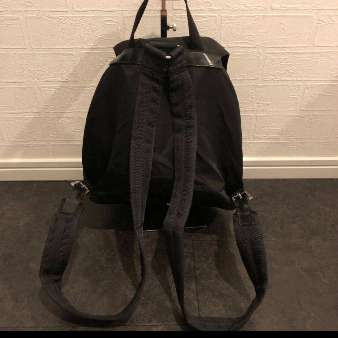 良品 プラダ 黒 リュック ナイロン 三角ロゴ 良品 プラダ 黒 リュック ナイロン 三角ロゴ