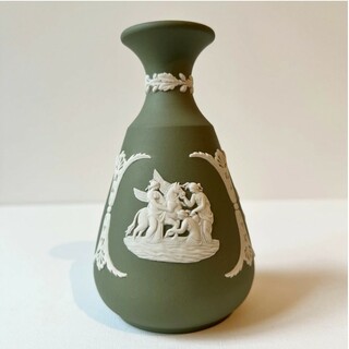 ウェッジウッド(WEDGWOOD)のウェッジウッドジャスパー花瓶セージグリーン(花瓶)