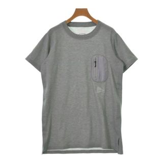 アンドワンダー(and wander)のand wander Tシャツ・カットソー 00(XS位) グレー 【古着】【中古】(カットソー(半袖/袖なし))