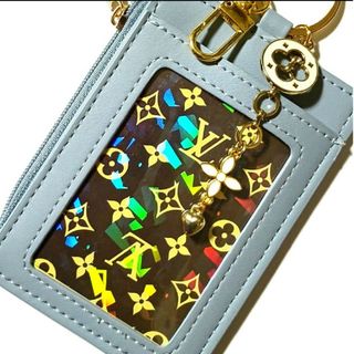 ルイヴィトン(LOUIS VUITTON)のミニ財布パスケース⭐LOUIS VUITTONモノグラムトランプ１枚　財布B23(パスケース/IDカードホルダー)