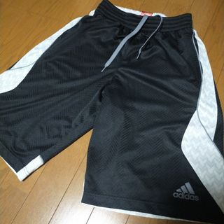 アディダス(adidas)の程度抜群 adidas  ハーフパンツ プラティクス トレーニングウェア(ショートパンツ)