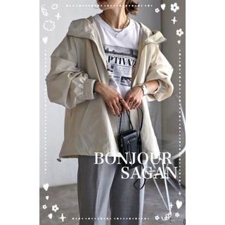 ボンジュールサガン(BONJOUR SAGAN)のBonjour sagan  ミドルマウンテンパーカー　アイボリー(ナイロンジャケット)