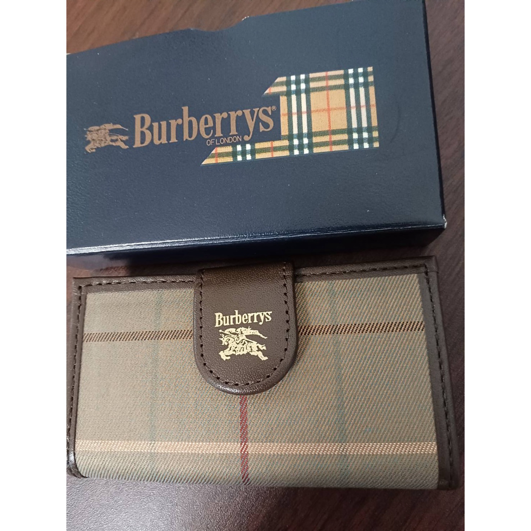 BURBERRY(バーバリー)の新品未使用　バーバリーキーケース レディースのファッション小物(キーケース)の商品写真