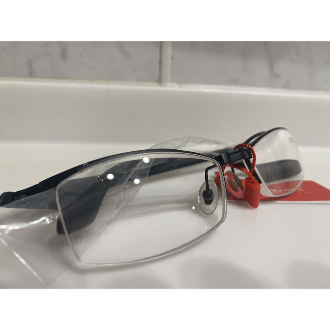 老眼鏡+2.0 メガネ  眼鏡 度入り ブラック 跳ね上げ　メガネケース　拭き メンズのファッション小物(サングラス/メガネ)の商品写真