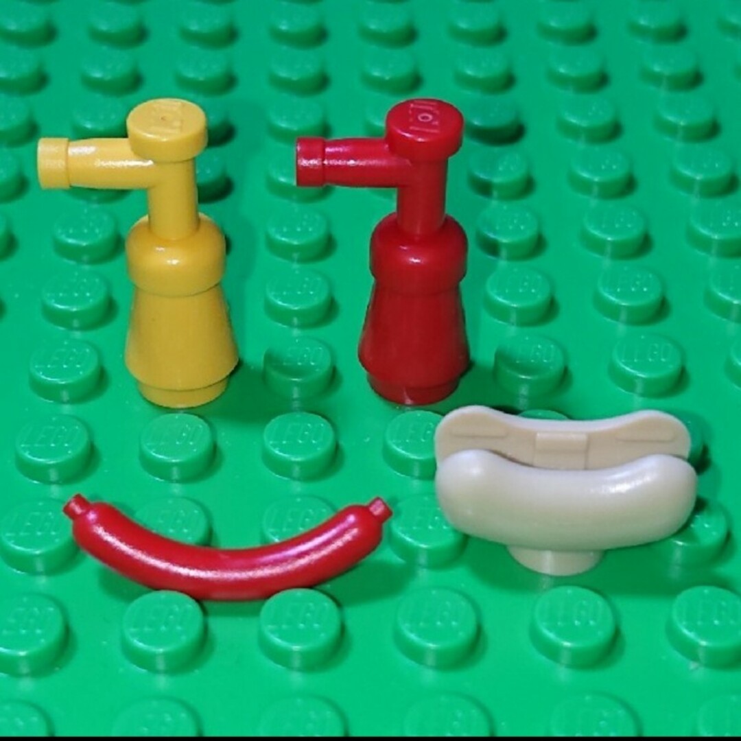 Lego(レゴ)の【新品】LEGO ホットドッグパン《Ｂ》レゴ ミニフィギュアアイテム エンタメ/ホビーのおもちゃ/ぬいぐるみ(その他)の商品写真