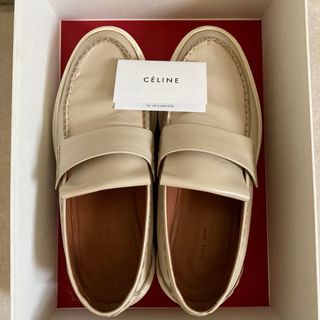CELINE(厚底 ・ ローファー/革靴)のフリマアイテム一覧 CELINE(厚底 ・ ローファー/革靴)のフリマアイテム一覧