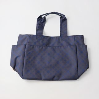 ラシット(Russet)のデイリーラシット Daily russet モノグラム柄 ナイロントートバッグ /ネイビー TOTE BAG【2400013853897】(トートバッグ)