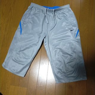 ナイキ(NIKE)の程度良好 NIKE 膝丈 機能性 ジャージ パンツ トレーニングウェア(サルエルパンツ)