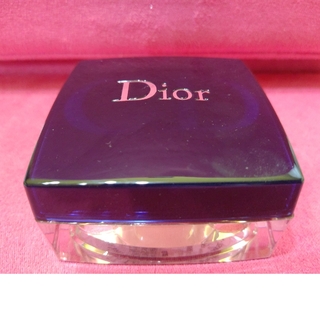 クリスチャンディオール(Christian Dior)のクリスチャンディオール　フェイスパウダー(フェイスパウダー)
