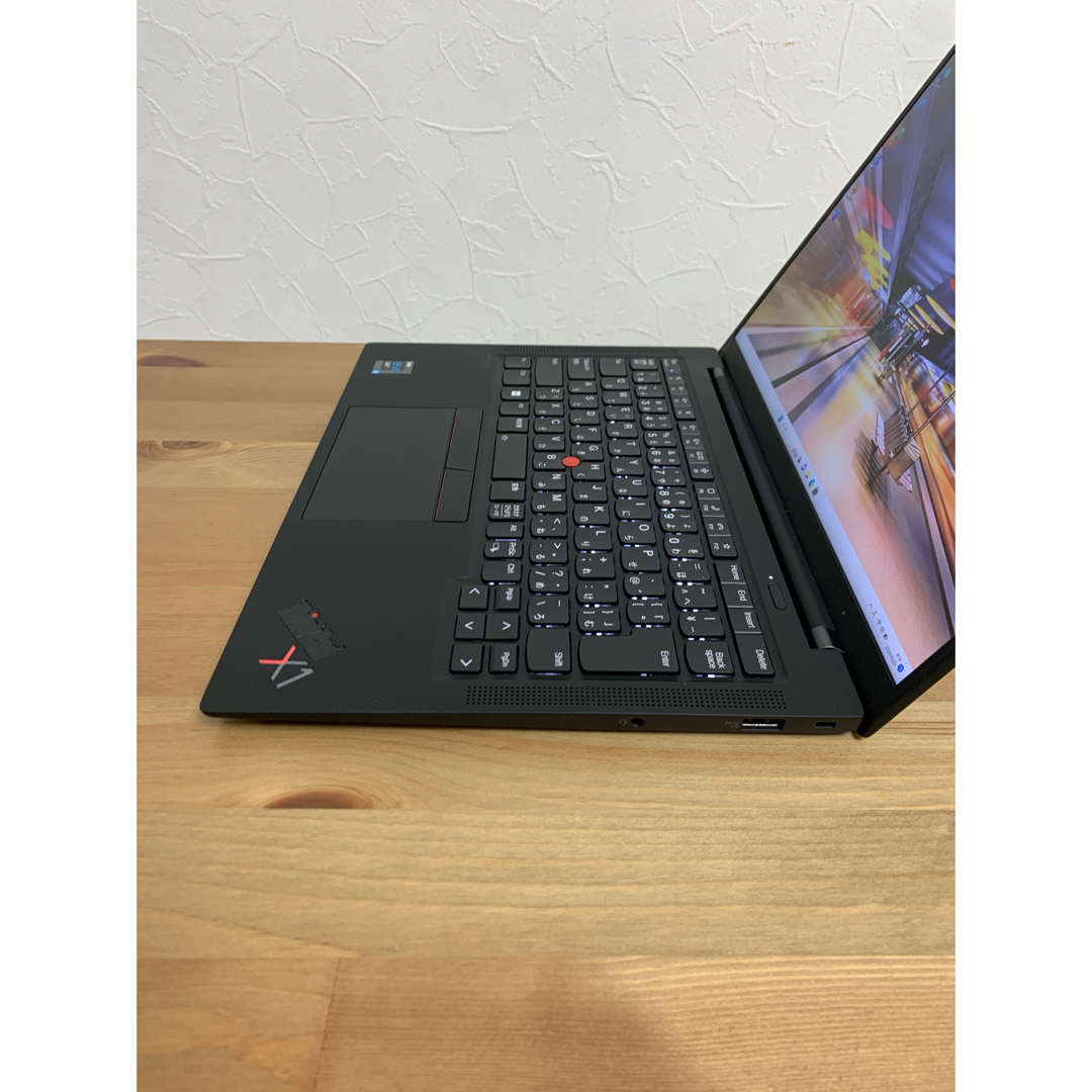 Lenovo(レノボ)の美品ThinkPad X1 Carbon Gen9 i5-11th 16G 1T スマホ/家電/カメラのPC/タブレット(ノートPC)の商品写真