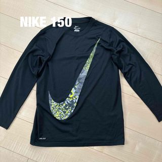 NIKE ロンT 150