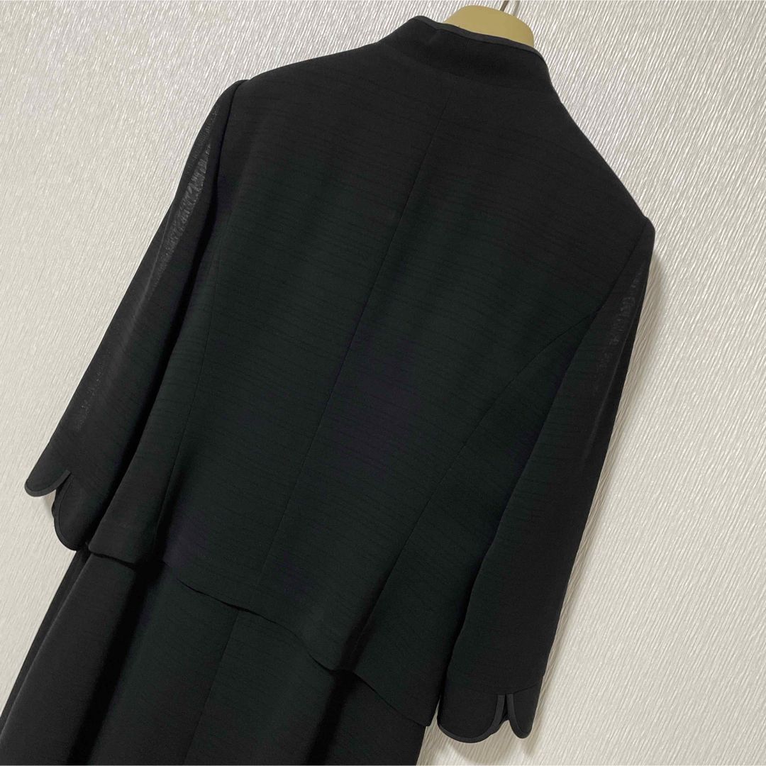 TOKYO SOIR(トウキョウソワール)の東京ソワール　セットアップ風ワンピース　礼服　喪服　冠婚葬祭　ソワールぺルル レディースのフォーマル/ドレス(礼服/喪服)の商品写真