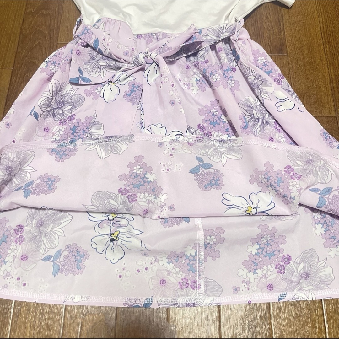 SHEIN(シーイン)のSHEIN 130㎝　ワンピース　花柄　女の子 キッズ/ベビー/マタニティのキッズ服女の子用(90cm~)(ワンピース)の商品写真