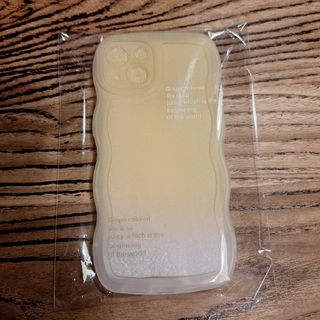 スマホケース　イエロー　ナミナミデザイン　iPhone13(iPhoneケース)