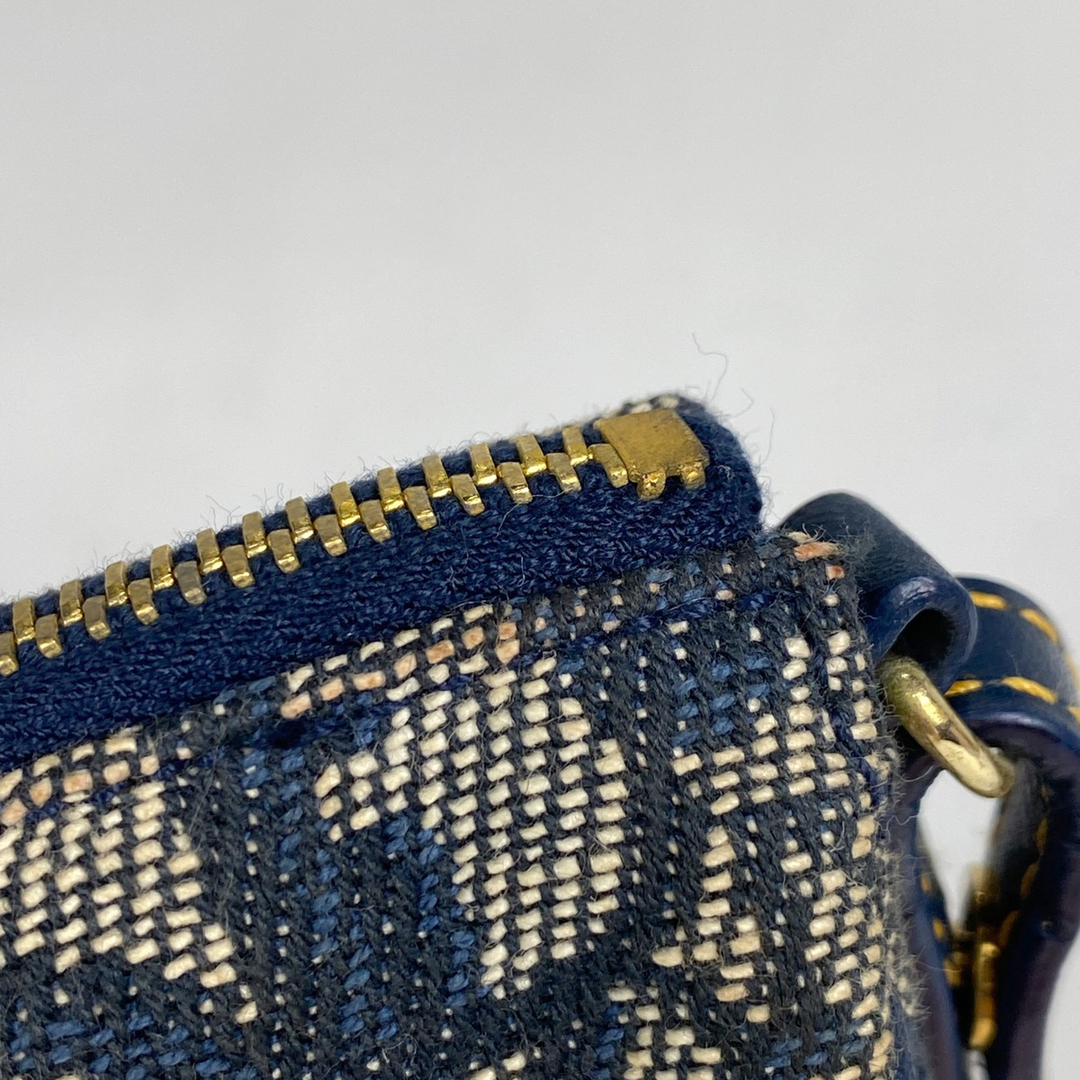 Christian Dior(クリスチャンディオール)のクリスチャンディオール トロッター柄 サドルバック レディース 【中古】 レディースのバッグ(ショルダーバッグ)の商品写真