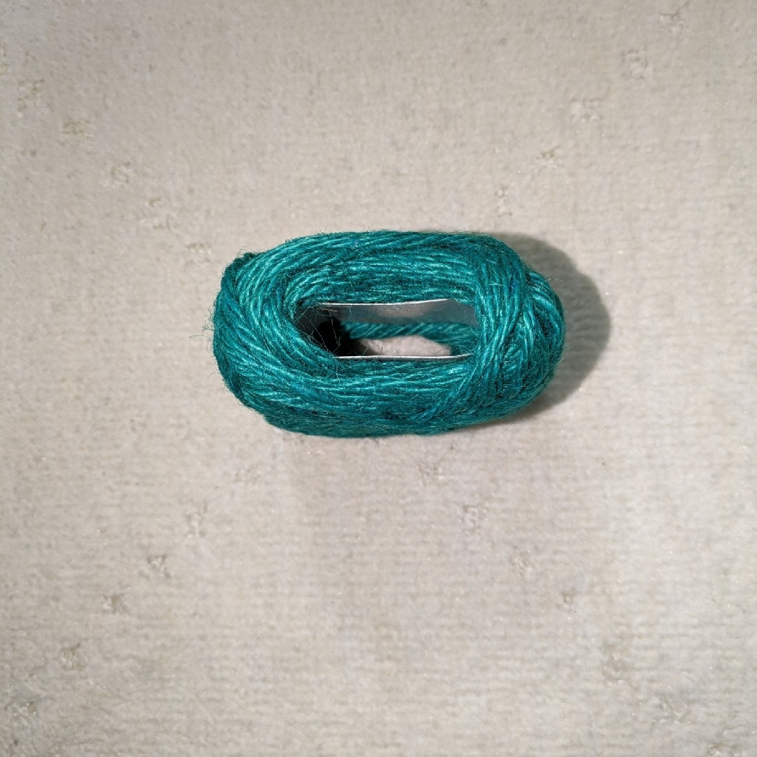 ジュート糸 ハンドメイドの素材/材料(生地/糸)の商品写真