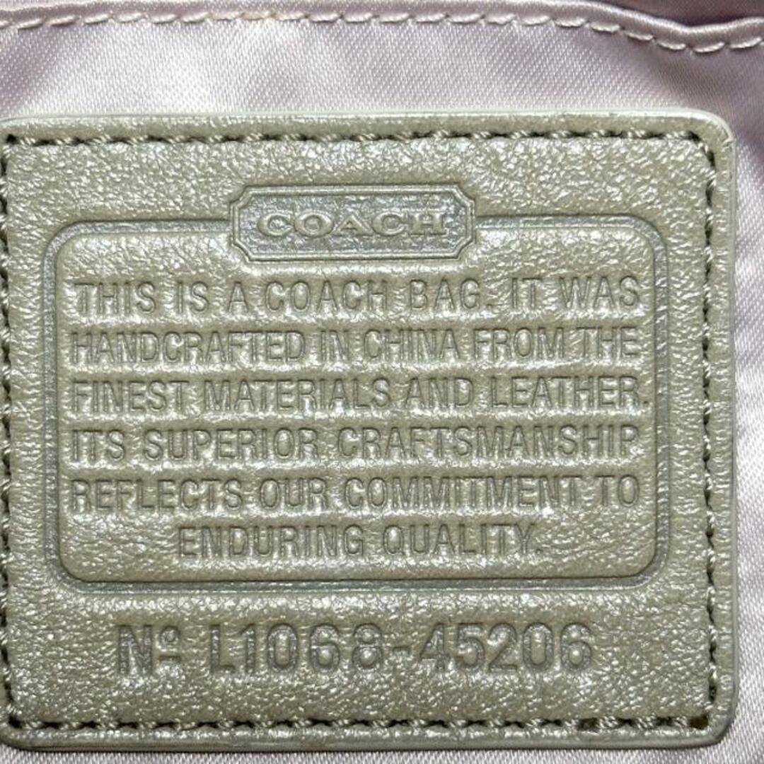 COACH(コーチ)のCOACH(コーチ) ハンドバッグ - 45206 アイボリー×グレーベージュ 型押し加工 レザー レディースのバッグ(ハンドバッグ)の商品写真