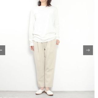 エヴァムエヴァ(evam eva)のevam eva wool tuck pants(カジュアルパンツ)