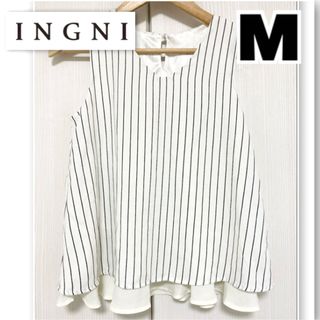 イング(INGNI)のイング　INGNI ストライプ　ボーダー　トップス　M ホワイト(シャツ/ブラウス(半袖/袖なし))