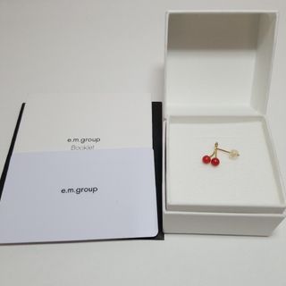 イーエム(e.m.)のe.m. サンゴ チェリー さくらんぼ 18K ピアス RED 限定(ピアス)