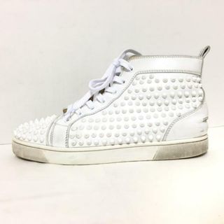 クリスチャンルブタン(Christian Louboutin)のCHRISTIAN LOUBOUTIN(クリスチャンルブタン) スニーカー 41 メンズ - 白 スタッズ/ハイカット レザー(スニーカー)