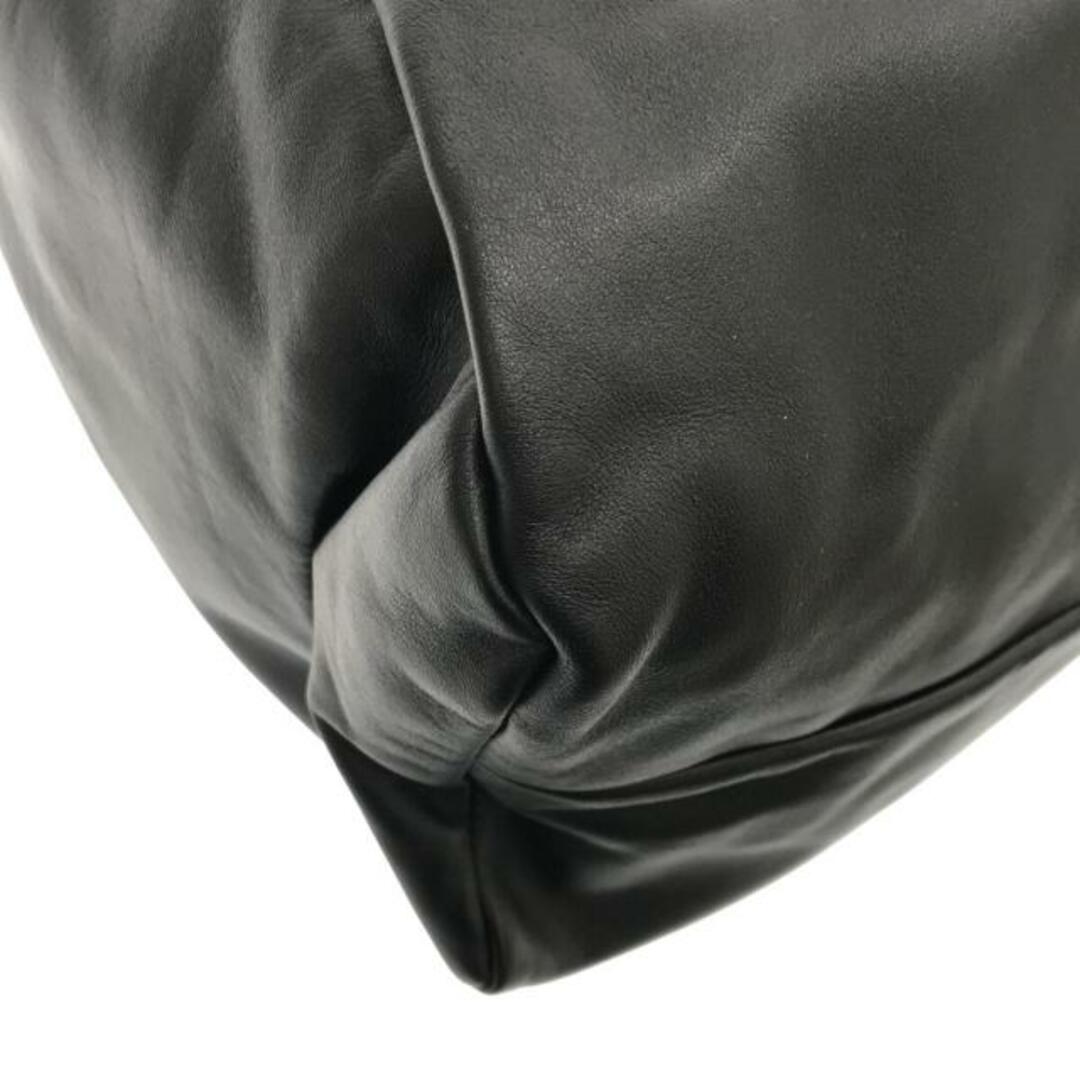 Bottega Veneta(ボッテガヴェネタ)のBOTTEGA VENETA(ボッテガヴェネタ) ショルダーバッグ - 607984 黒 カーフレザー レディースのバッグ(ショルダーバッグ)の商品写真