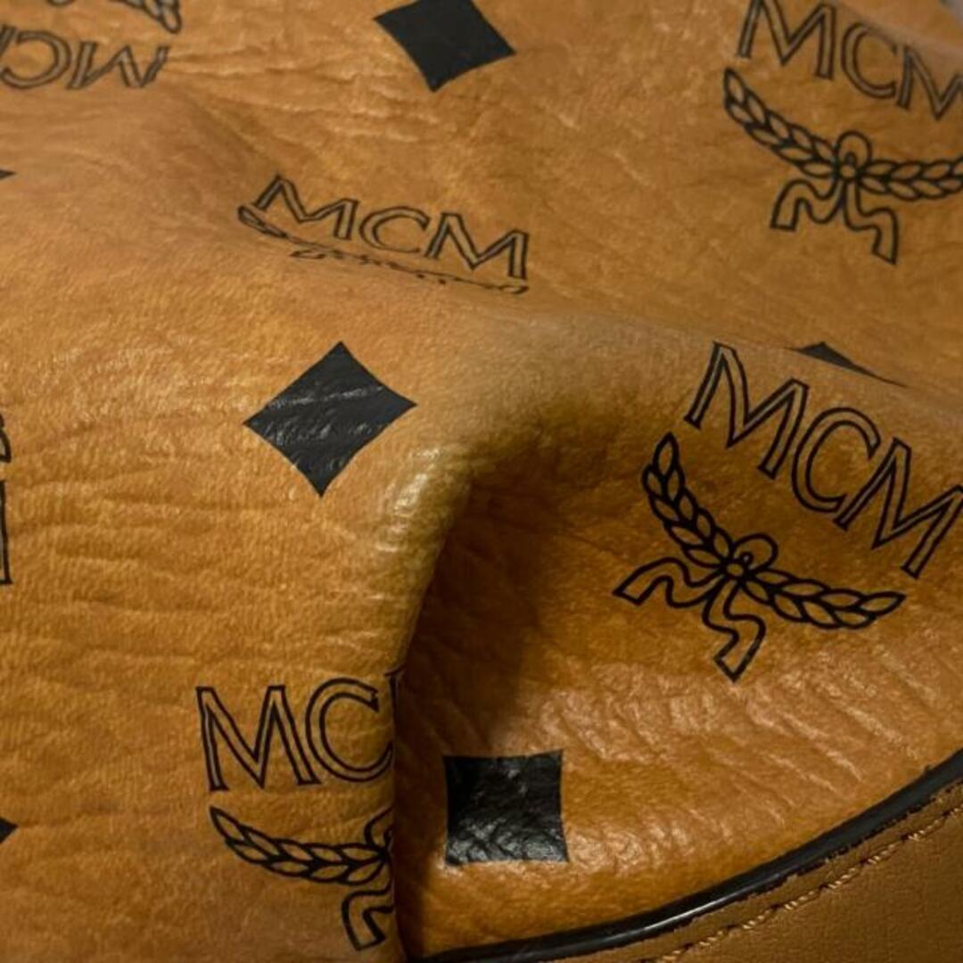 MCM(エムシーエム)のMCM(エムシーエム) トートバッグ - ブラウン×黒 巾着型 合皮 レディースのバッグ(トートバッグ)の商品写真
