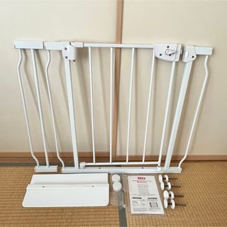 【迅速発送】ベビーゲート 70cm〜94cm