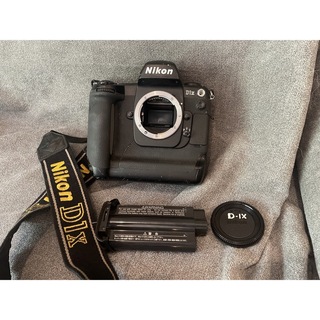 ニコン(Nikon)のNikon D1x 一眼レフデジタルカメラ 予備バッテリー付き(デジタル一眼)