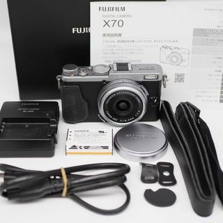 フジフイルム(富士フイルム)の■極上品■ FUJIFILM X70 シルバー(ミラーレス一眼)