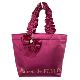 メゾンドフルール(Maison de FLEUR)のMaison de FLEUR(メゾンドフルール) トートバッグ - ピンク×ゴールド フリル 化学繊維(トートバッグ)