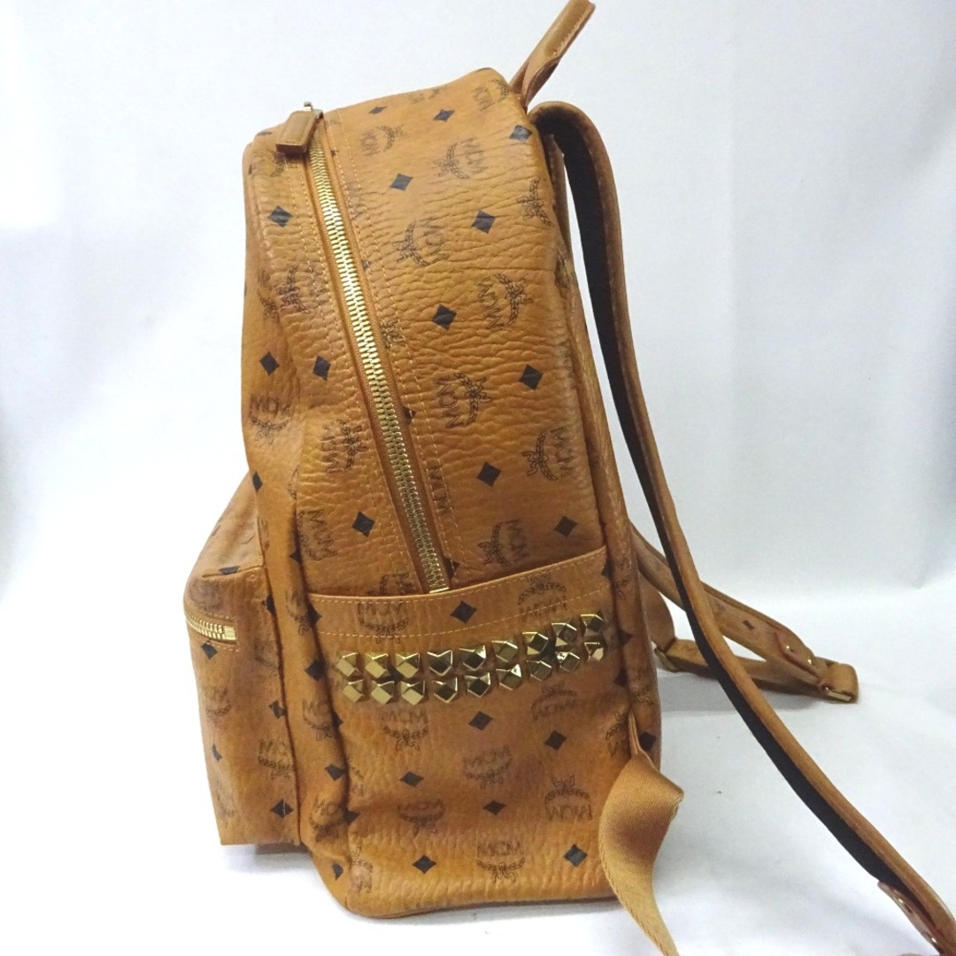 MCM(エムシーエム)のエム・シー・エム リュック・デイパック
 スタッズ ブラウン Ft604011 中古 レディースのバッグ(リュック/バックパック)の商品写真