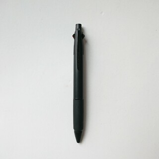 ミツビシエンピツ(三菱鉛筆)のジェットストリーム 4&1 0.5 限定 フルブラック 多機能ペン(ペン/マーカー)