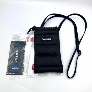 シュプリーム(Supreme)の★美品タグ付き★Supreme Puffer Neck Pouch ネックポーチ(その他)