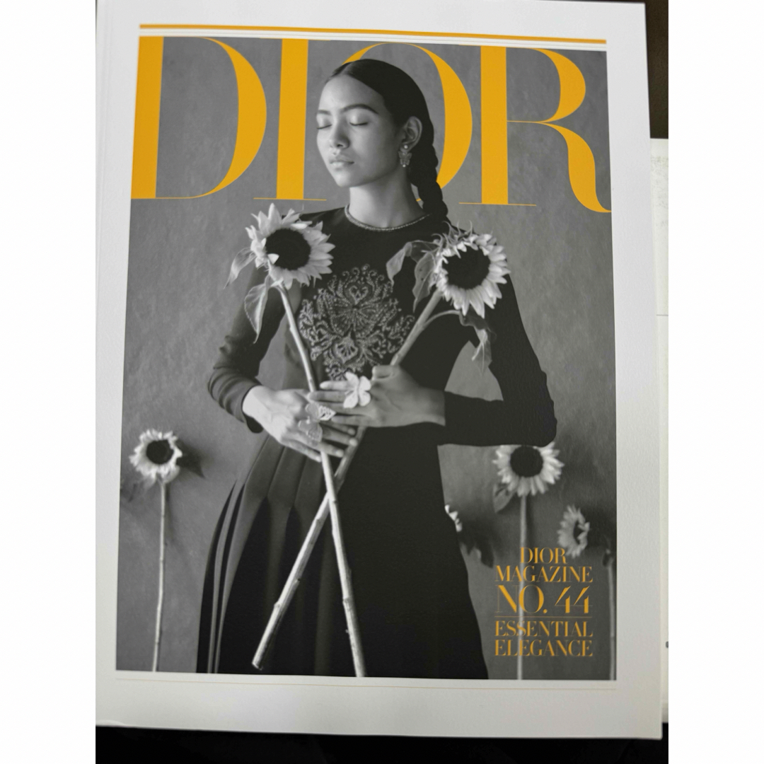 ディオールマガジン Dior no.44 エンタメ/ホビーの雑誌(ファッション)の商品写真