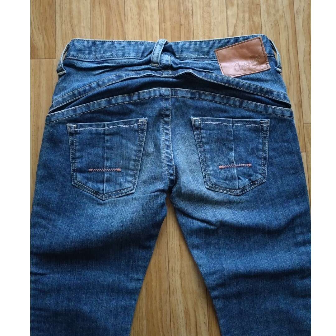 Antgauge(アントゲージ)のアントゲージ　クロップドジーンズ　七分丈パンツ レディースのパンツ(デニム/ジーンズ)の商品写真