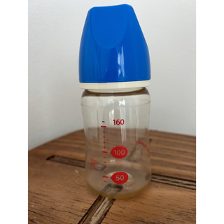 哺乳瓶　プラスチック(哺乳ビン)