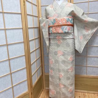 ［9645］本場塩沢紬 花亀甲繋ぎ 絣 逸品 正絹 着物 袷(着物)