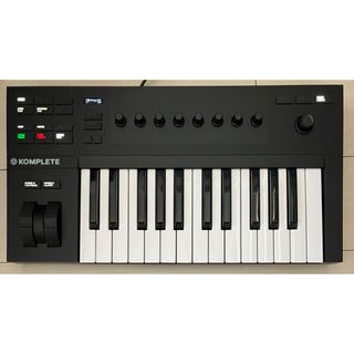 KOMPLETE KONTROL A25 キーボード(MIDIコントローラー)