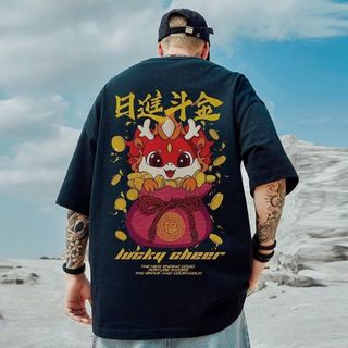 メンズ トップス  ブラック　日進斗金　シカ　プリント　ストリート系　2XL(Tシャツ/カットソー(半袖/袖なし))