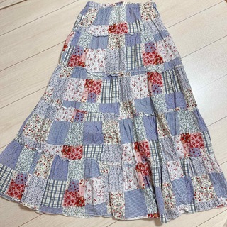 パッチワーク風　ビンテージ刺繍ロングスカート(ロングスカート)