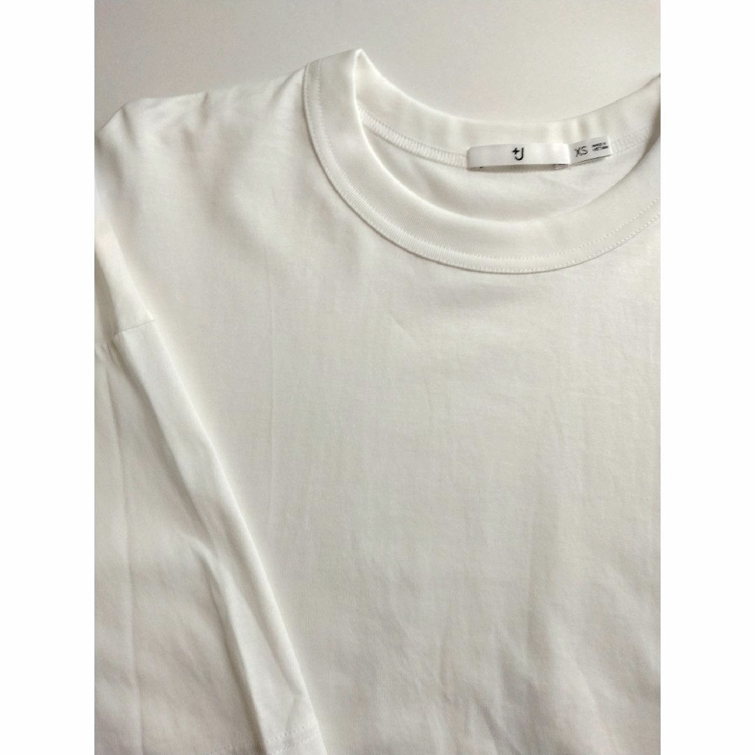 UNIQLO(ユニクロ)のユニクロ +J 未着用 Tシャツ 白 XS レディースのトップス(Tシャツ(半袖/袖なし))の商品写真