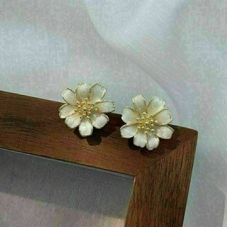 【数量限定】ピアス　レディース アクセサリー イアリング S925銀針 耳飾り(ピアス)